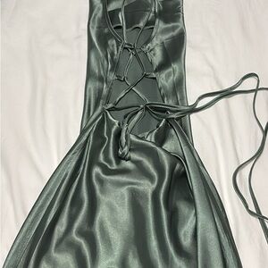 Elegant Cowl Neck Satin Lace-Up Dress in Green